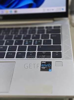 New Laptop HP EliteBook 830 16GB Intel SSD 512GB