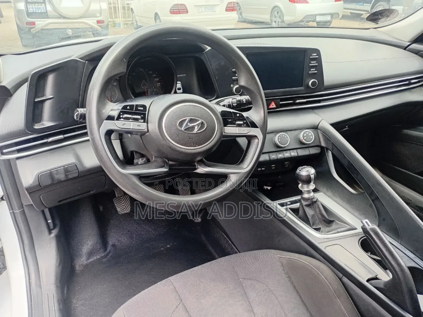 Hyundai Elantra 2022