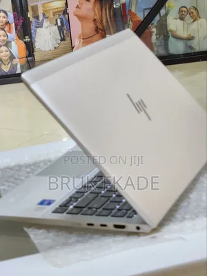 New Laptop HP EliteBook 840 G8 16GB Intel Core i7 SSD 512GB