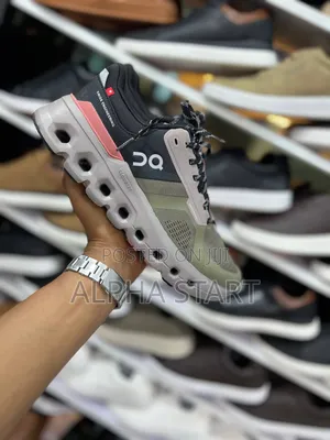 On Cloudsurfer Next Max (SwissEngineered) Made in Vietnam