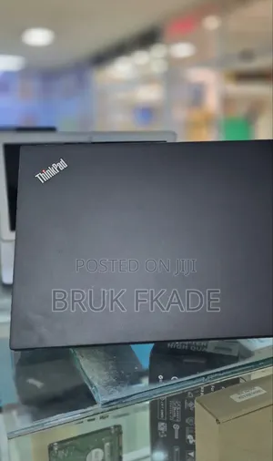 New Laptop Lenovo ThinkPad t495s 16GB AMD Ryzen 7 SSD 512GB