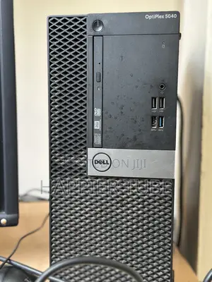 Desktop Computer Dell Optiplex 5040 4GB Intel Core i3 HDD 500GB