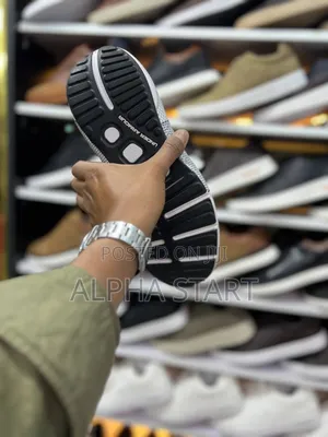 Under Armour Hovr High Master Quality Sneakers for Man's