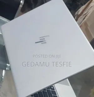 New Laptop HP EliteBook 830 G5 8GB Intel Core i5 SSD 512GB