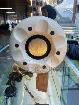 Moxom Mx-Sk75 Giant RGB Wireless Speaker (Brand New)