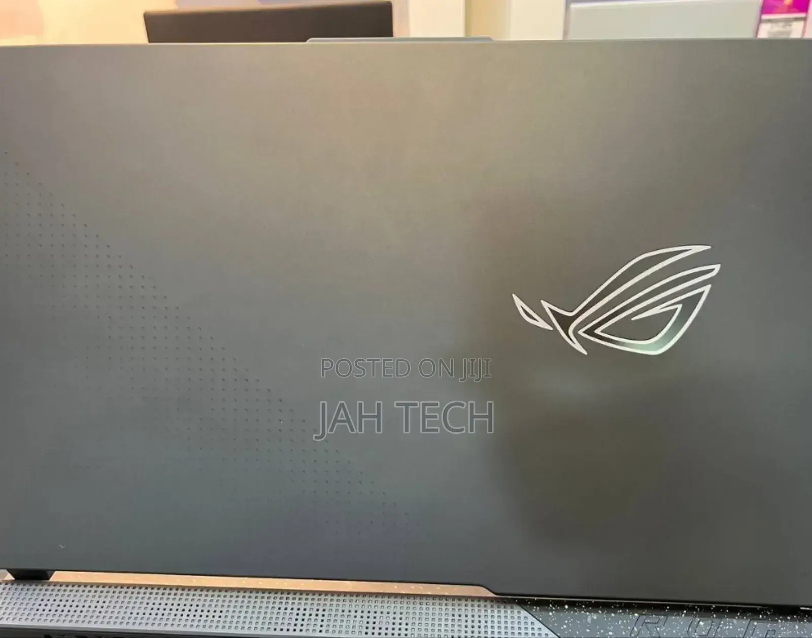 New Laptop Asus G71G 32GB AMD Ryzen 9 SSD 1T