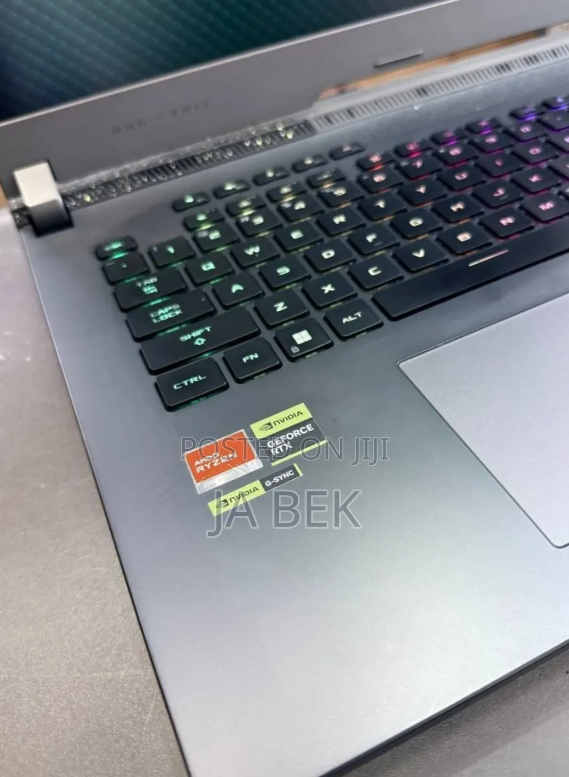 New Laptop Asus G71G 32GB AMD Ryzen 9 SSD 1T