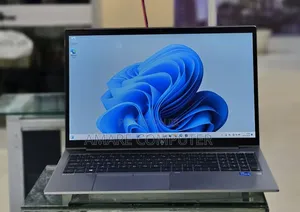 New Laptop HP ZBook Fury 15 G8 16GB Intel Core i7 SSD 512GB