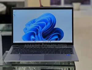 New Laptop HP ZBook Fury 15 G8 16GB Intel Core i7 SSD 512GB