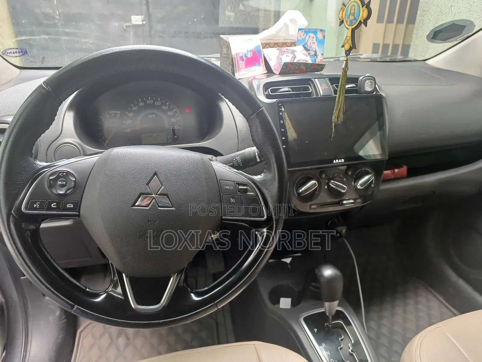 Mitsubishi Attrage 2022 Gray