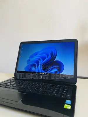 Laptop HP 15-ra003nia 8GB Intel Core i5 HDD 1T