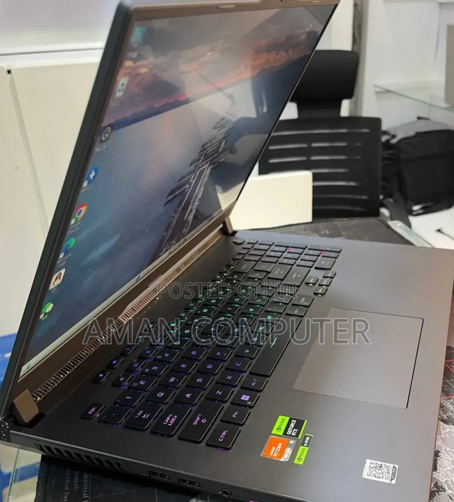 New Laptop Asus ROG Strix G16 G614 32GB AMD Ryzen 9 SSD 1T