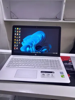 New Laptop HP Pavilion 15 12GB Intel Core i7 SSD 512GB