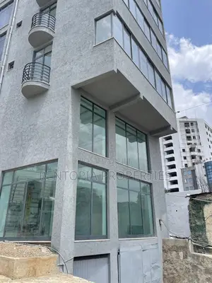 Building for Rent! 4killo