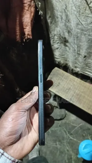 New Infinix Smart 9 64 GB Black