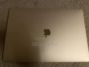 Laptop Apple MacBook Pro 2017 16GB Intel Core i7 SSD 256GB
