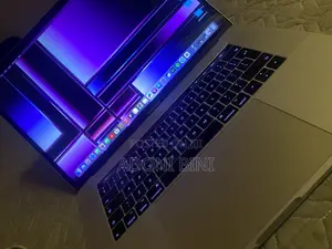 Laptop Apple MacBook Pro 2017 16GB Intel Core i7 SSD 256GB