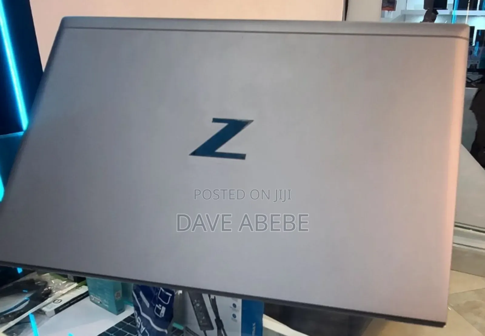 New Laptop HP ZBook Firefly G8 16GB Intel Core i7 SSD 512GB