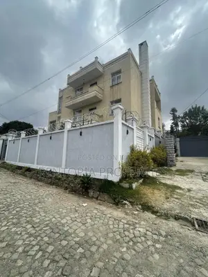 6bdrm House in Yeka for sale