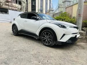 Toyota C-HR 2019 White