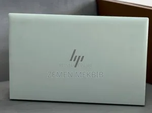 New Laptop HP EliteBook 830 G8 16GB Intel Core i5 SSD 512GB