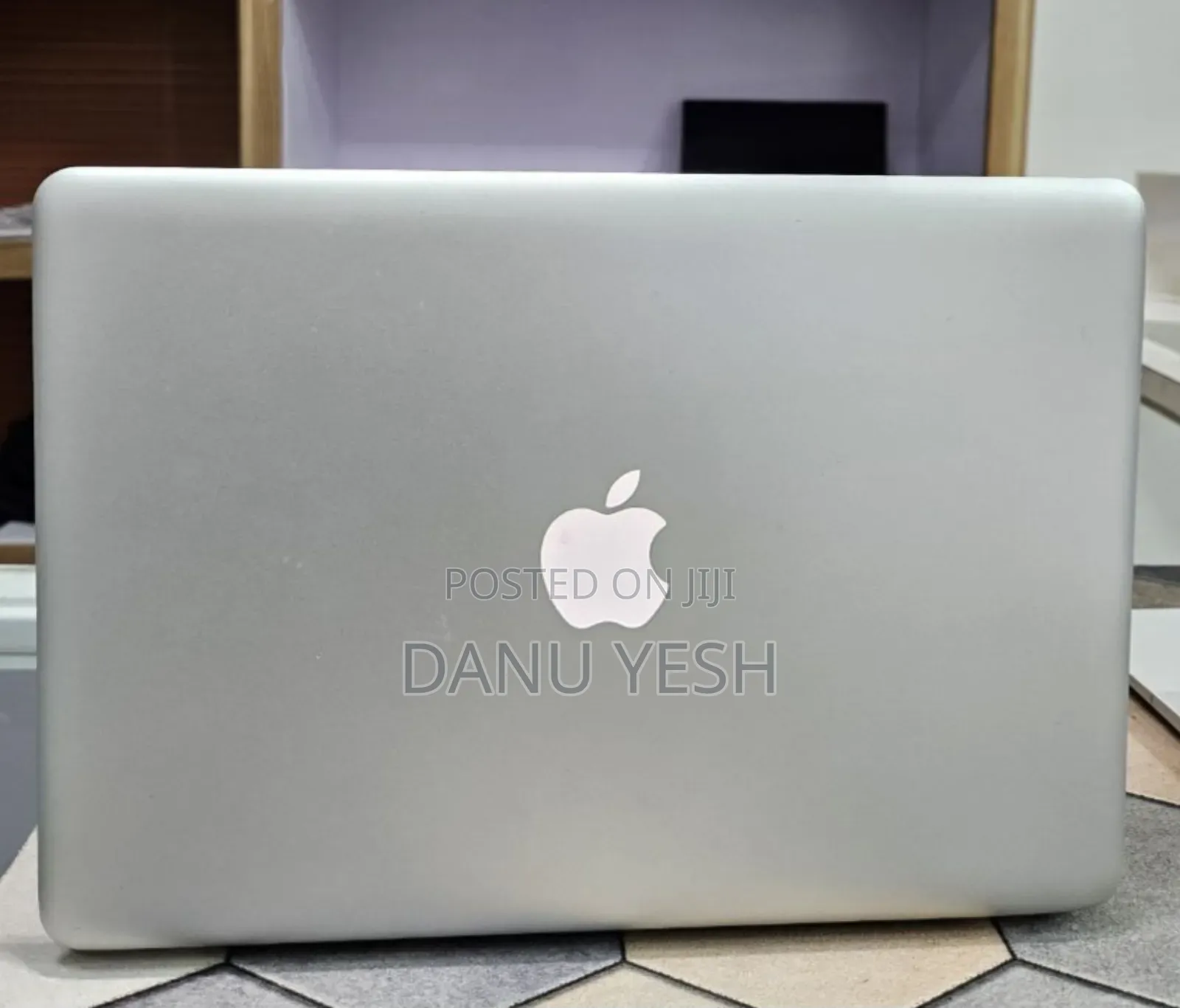New Laptop Apple MacBook Pro 2012 4GB Intel Core i5 SSD 500GB