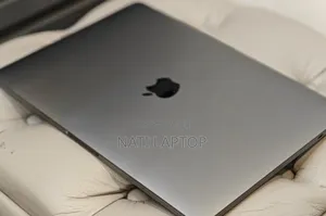 New Laptop Apple MacBook Pro 2019 16GB Intel Core i7 SSD 1T