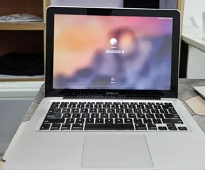 New Laptop Apple MacBook 2012 4GB Intel Core i5 SSD 500GB