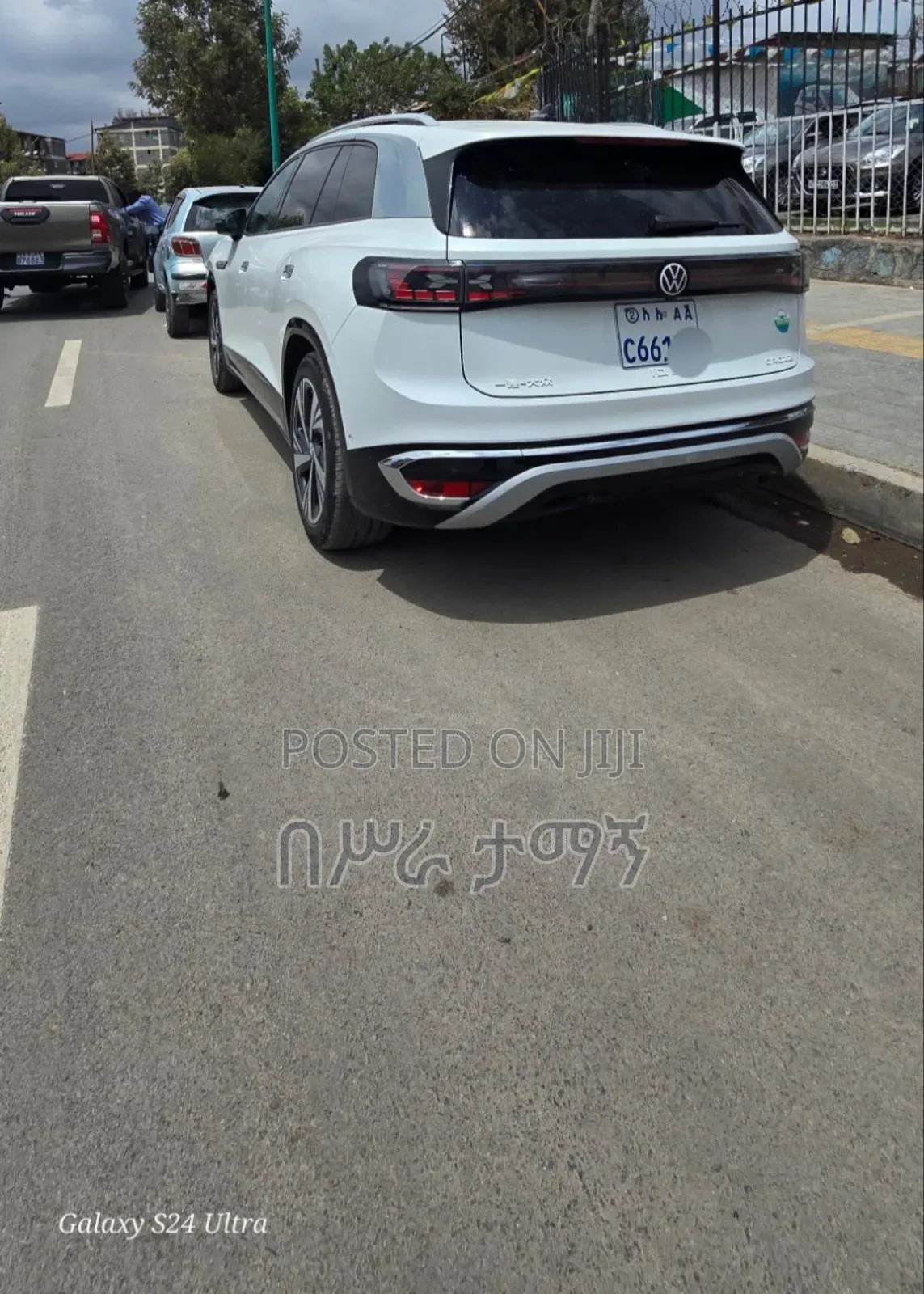 Volkswagen ID.6 2024 White