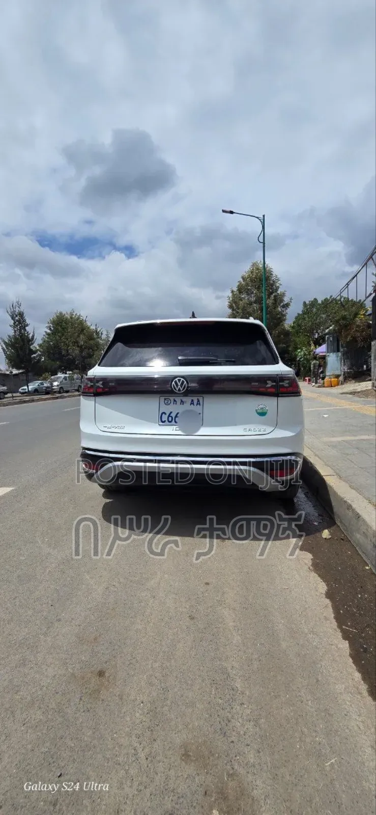 Volkswagen ID.6 2024 White