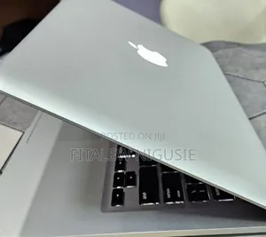 New Laptop Apple MacBook 2012 4GB HDD 500GB
