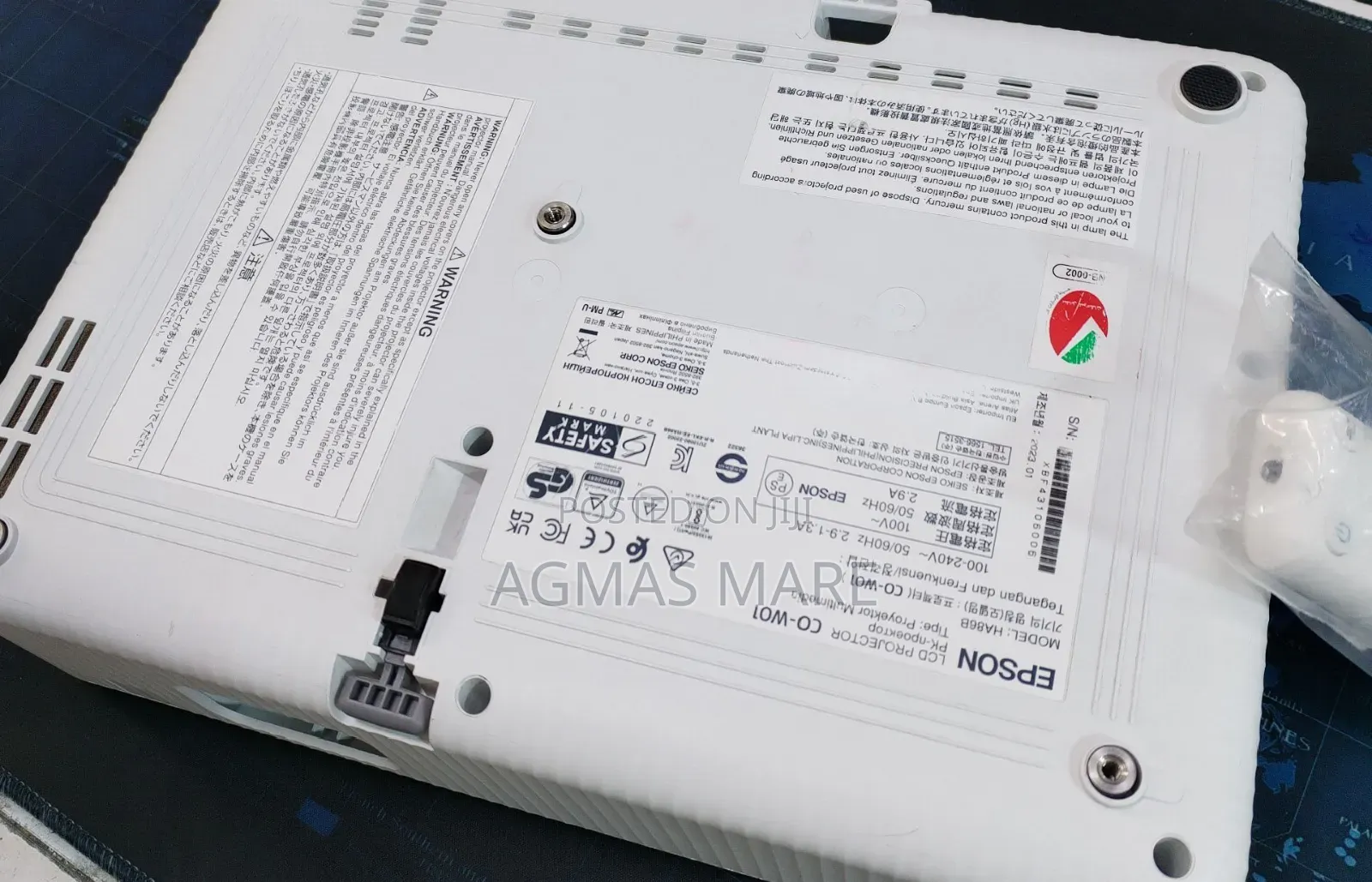 Brand New Epson Projector Model: Co-W01 With Bag