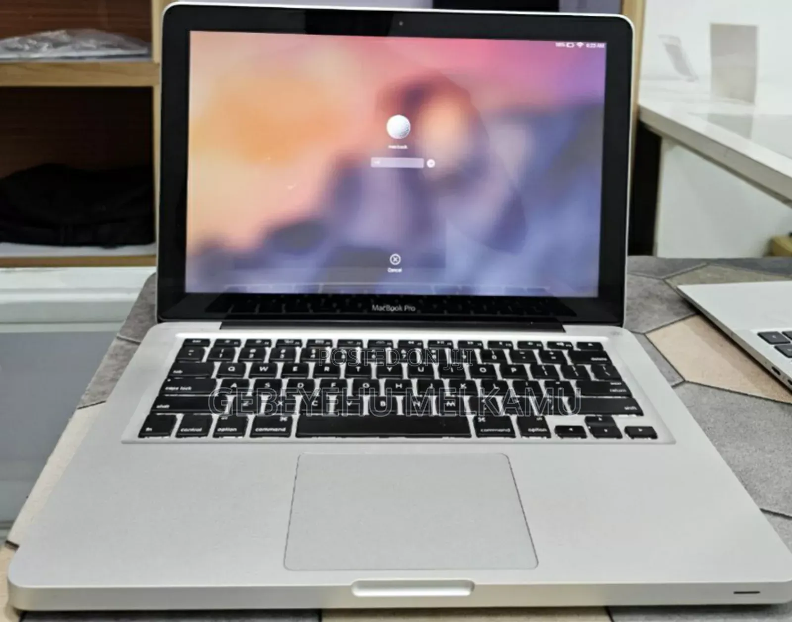 New Laptop Apple MacBook Pro 2012 4GB Intel Core i5 SSD 500GB