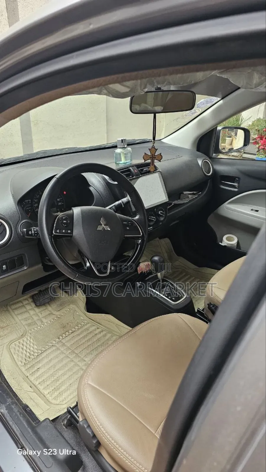 Mitsubishi Attrage 2021 Gray