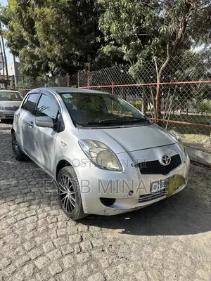 Toyota Yaris 1.0 VVT-i 2007 Silver
