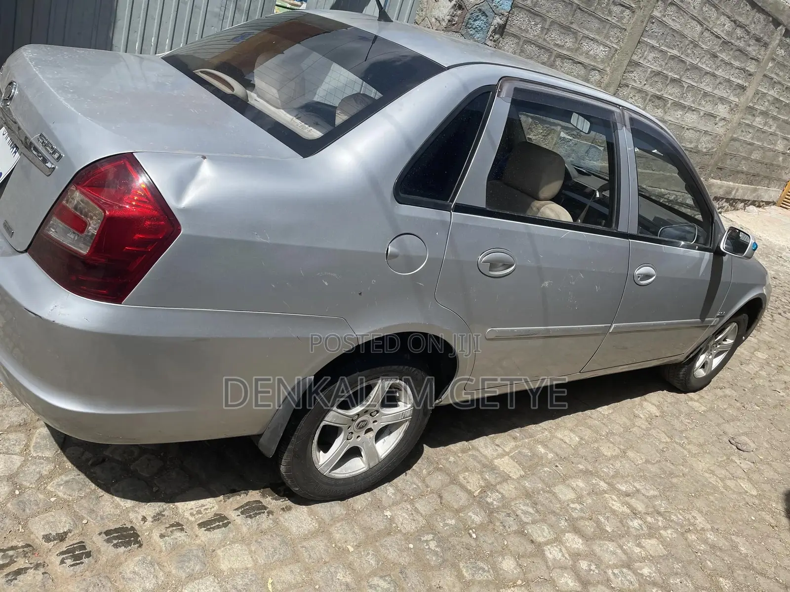 Lifan 520 2012 Silver