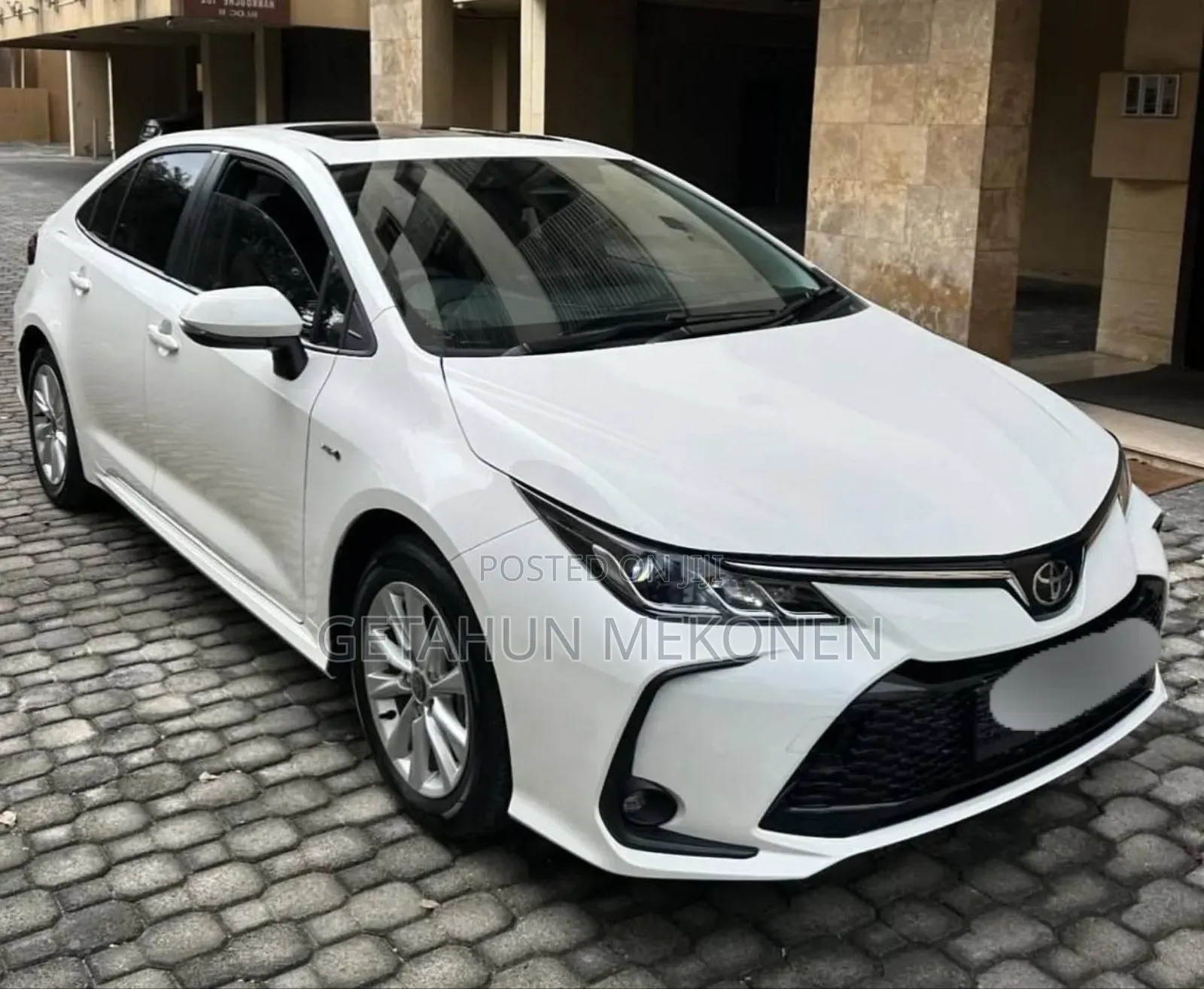 Toyota Corolla 2022 White
