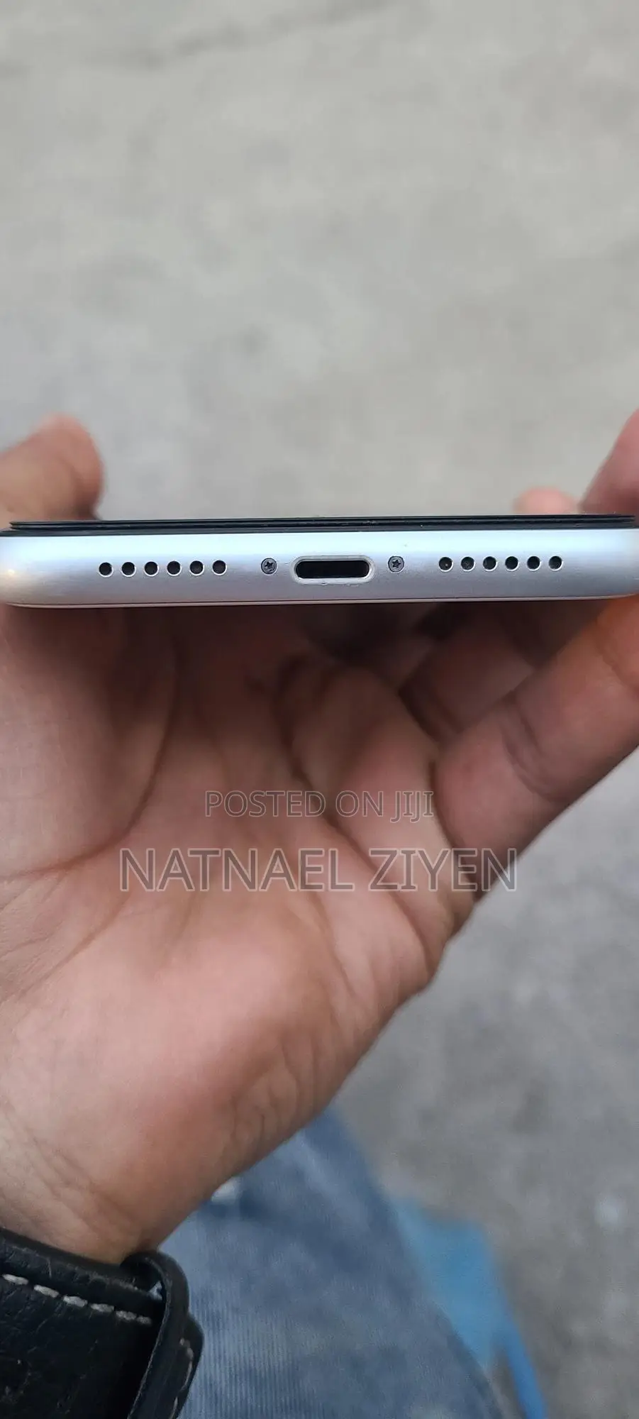 Apple iPhone 11 64 GB White