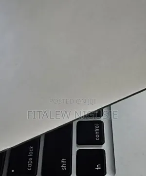 Laptop Apple MacBook Air 2015 4GB SSD 128GB