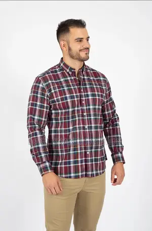 Collar: Button-Down Style for a Smart-Casual Look.