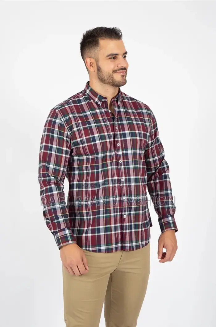 Collar: Button-Down Style for a Smart-Casual Look.