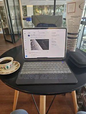 Apple iPad (2025) 256 GB Silver