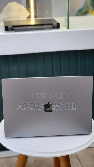 New Laptop Apple MacBook Pro 2021 M1 16GB Apple M1 Pro SSD 1T