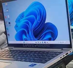 New Laptop HP EliteBook 840 G8 16GB Intel Core i7 SSD 512GB