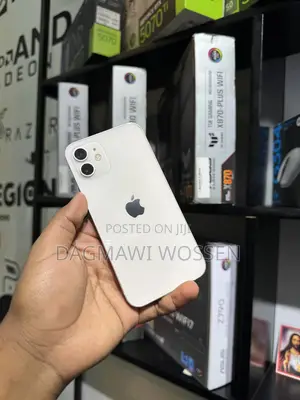 New Apple iPhone 12 128 GB White
