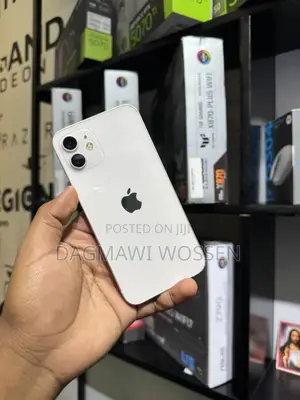New Apple iPhone 12 128 GB White