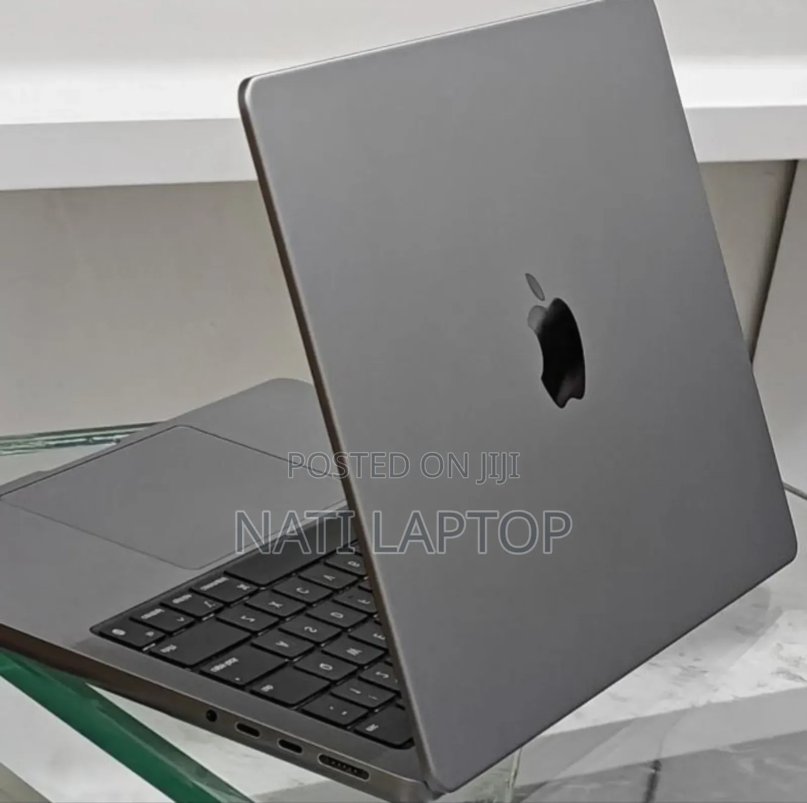 New Laptop Apple MacBook Pro 2023 M3 14-inch 8GB Apple M3 SSD 512GB