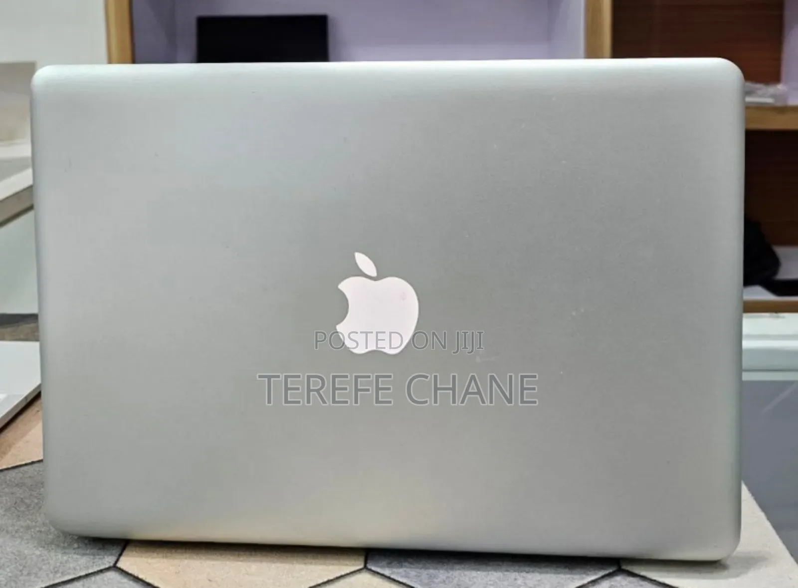 New Laptop Apple MacBook Pro 2012 4GB Apple M1 HDD 500GB