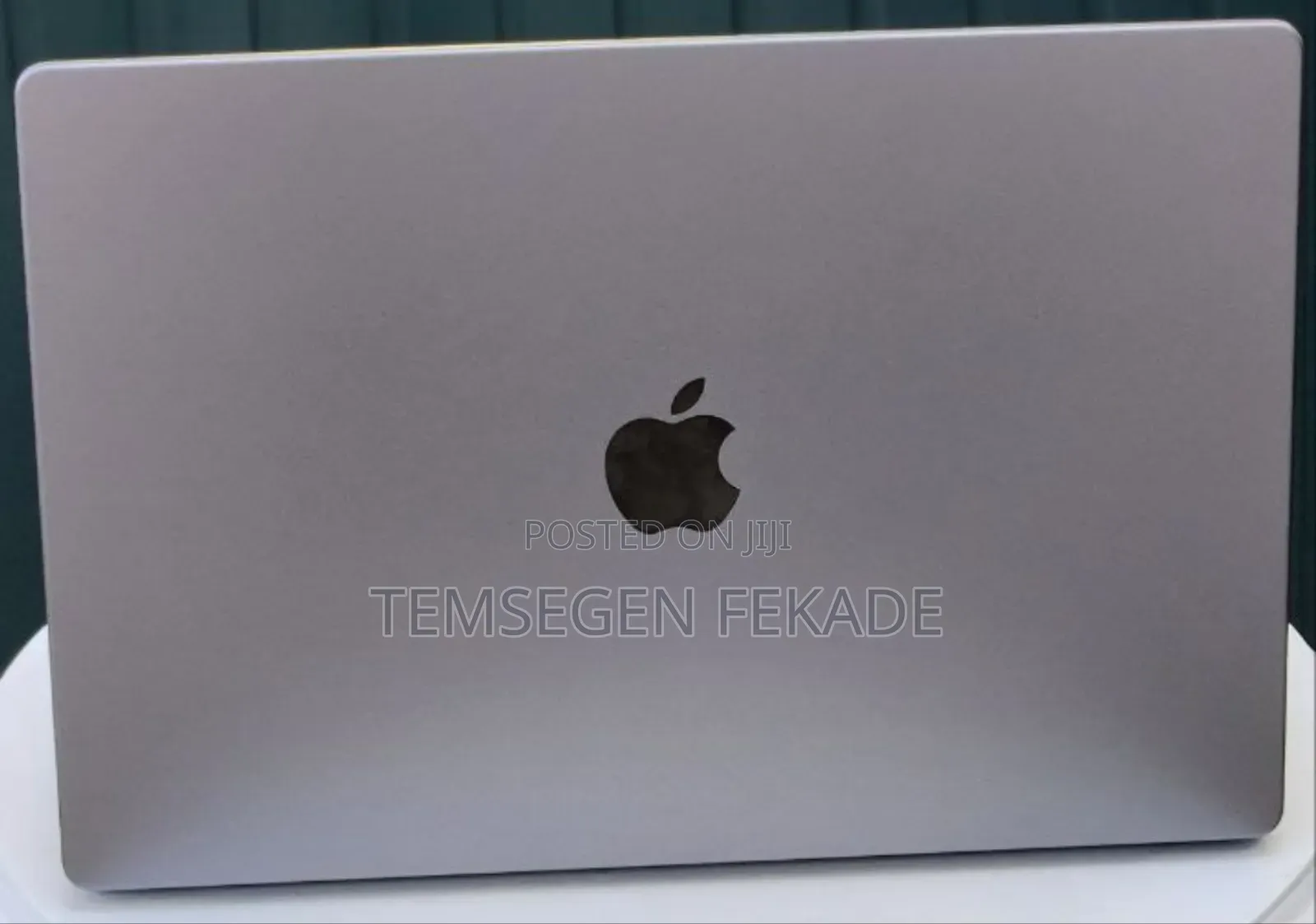 New Laptop Apple MacBook Pro 2020 16GB Apple M1 Pro SSD 1T