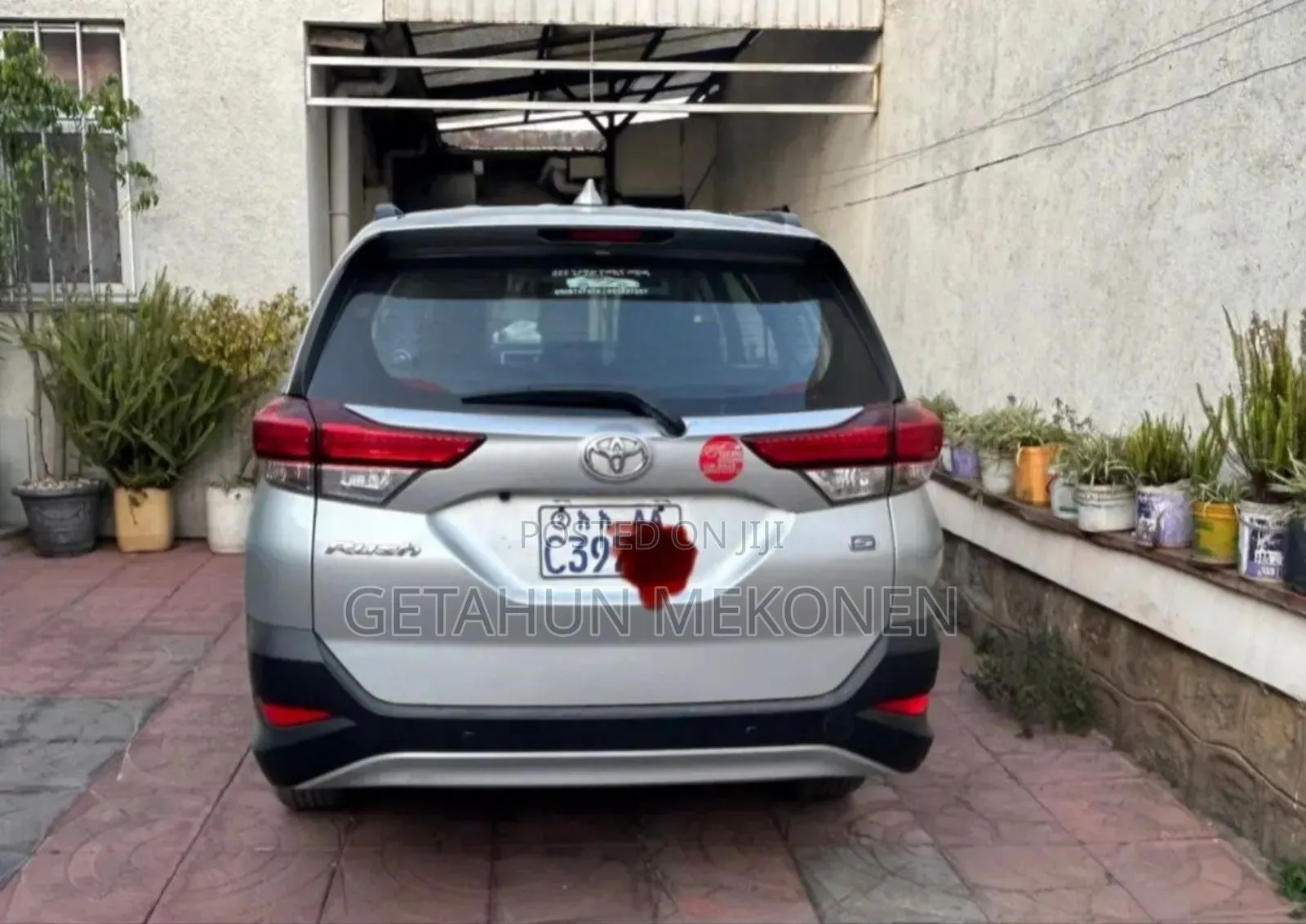 Toyota Rush 2023 Silver